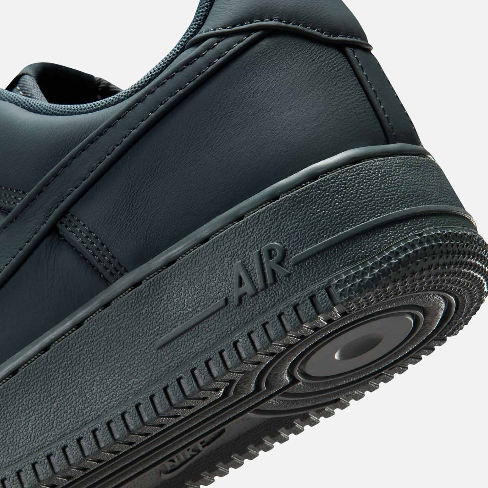Air Force 1 Low Retro Premium Bomber Grey IM3078 002