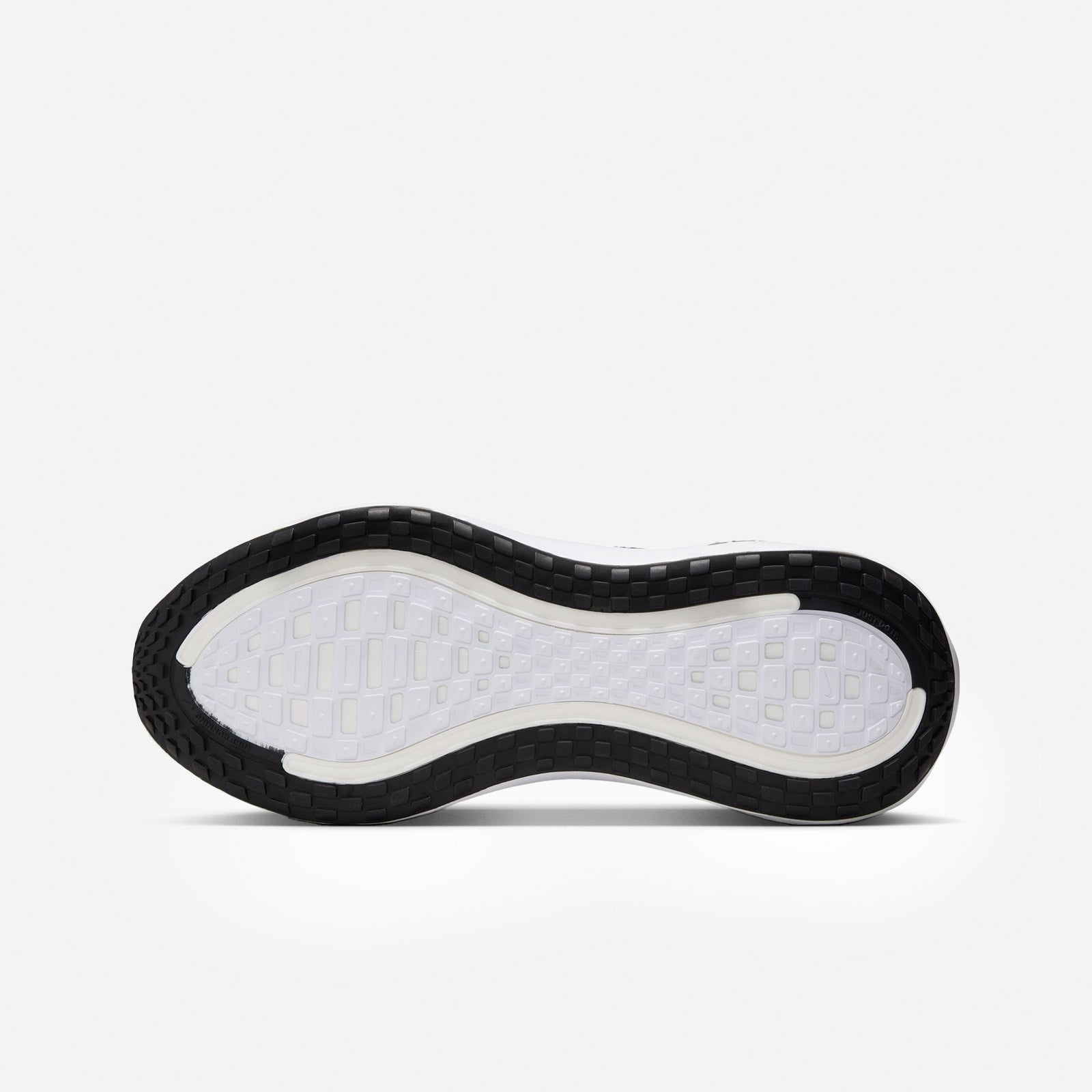 Vomero Plus HV8150 002