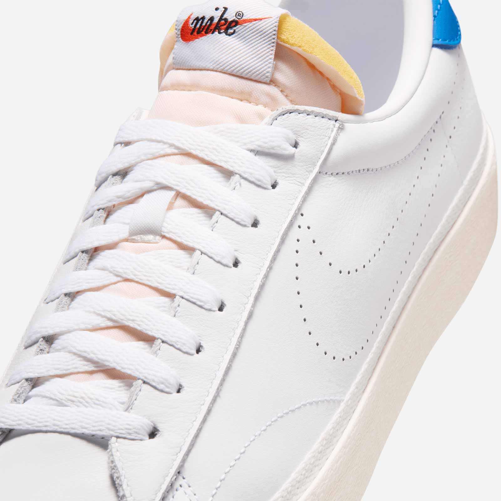 Tennis Classic AC IO1738 100