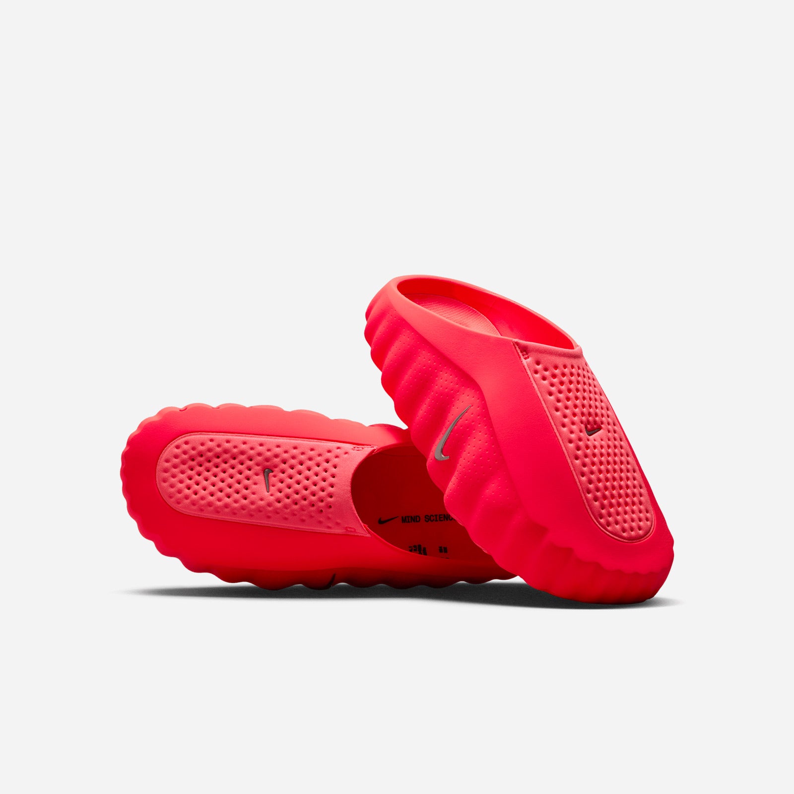 Mind 001 Solar Red HQ4307 600