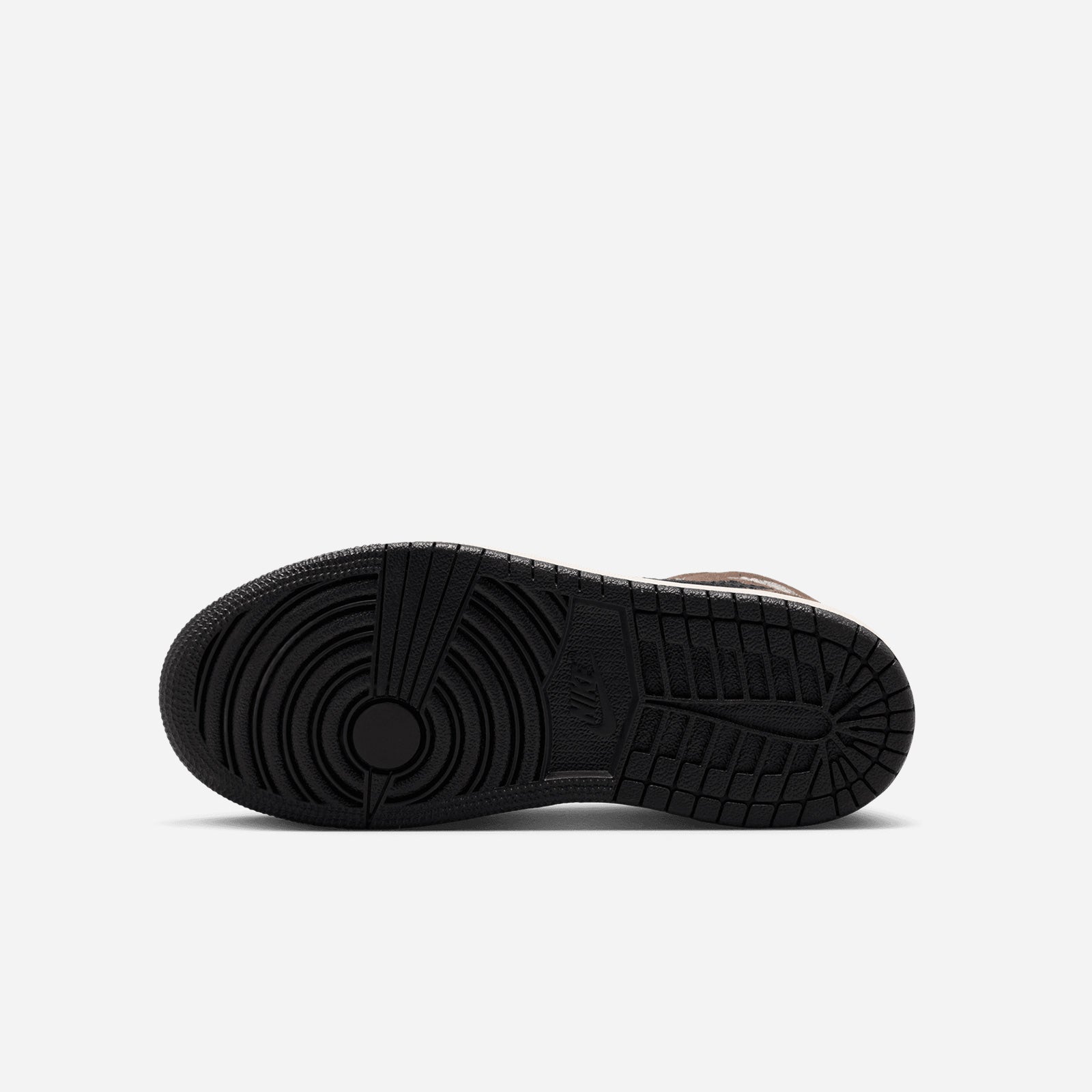 Jordan 1 Mid DQ8424 007