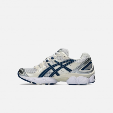 Asics Gel-Nimbus 9 1202A278-108 | 4Elementos