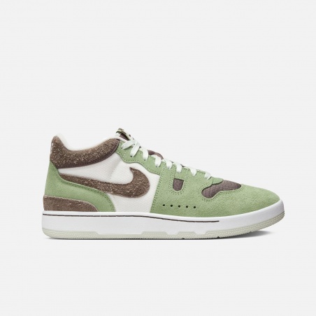 Nike Attack Oil Green FN0648-300 | 4Elementos