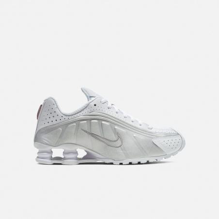 Nike Shox R4 AR3565-101 | 4Elementos