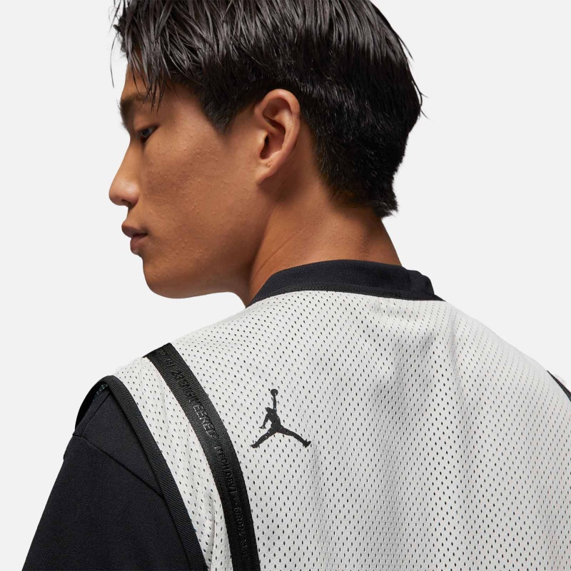 Jordan DM1386-030 23 Engineered Vest