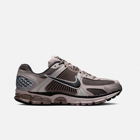 Nike Zoom Vomero 5 FB9149-005 | 4Elementos