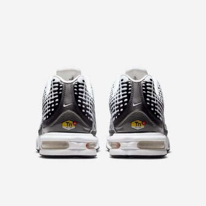 Air Max Plus HQ2197 100