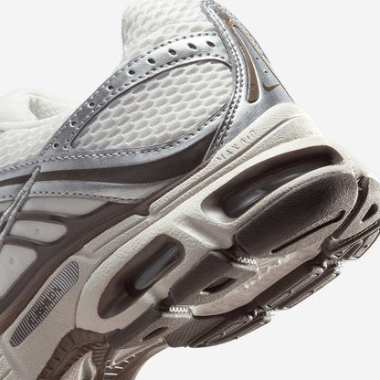 W Air Max Moto 2K IO1915 030