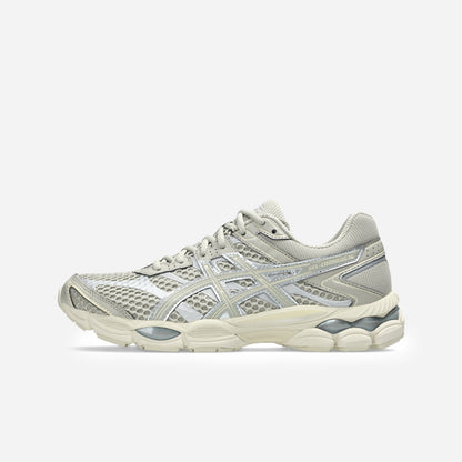Gel Cumulus 16 1203A733 300