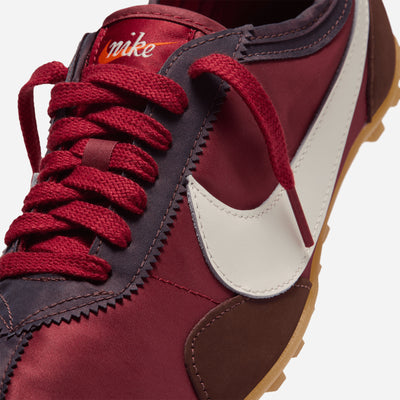 Nike Moon Shoe IX7025-600